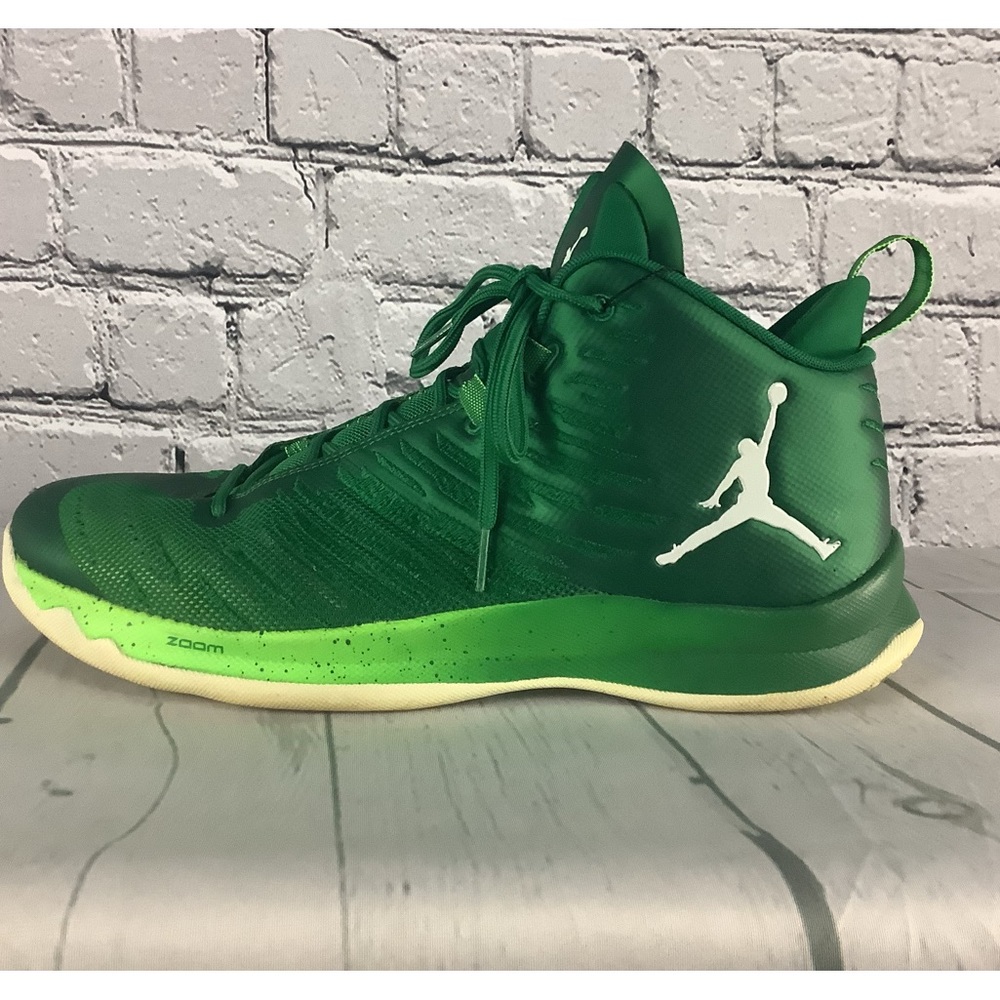 Green Nike Jordan Super.Fly 5 for Guys | Size 13